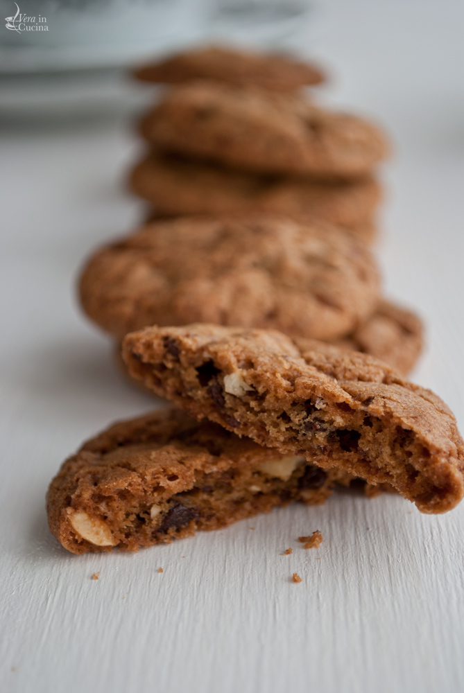 chocolate chip cookies